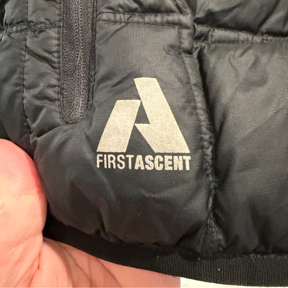 Eddie Bauer First Ascent 800 Fill Power Down Filled Vest Women Outdoor Adventure - Picture 4 of 9